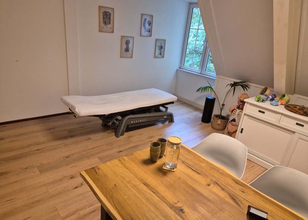 Behandelkamer van de praktijk in Gorssel